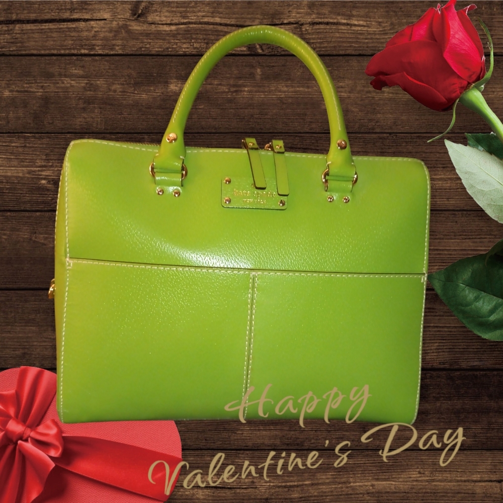Kate Spade Granny Apple 🍏 Saffiano Leather